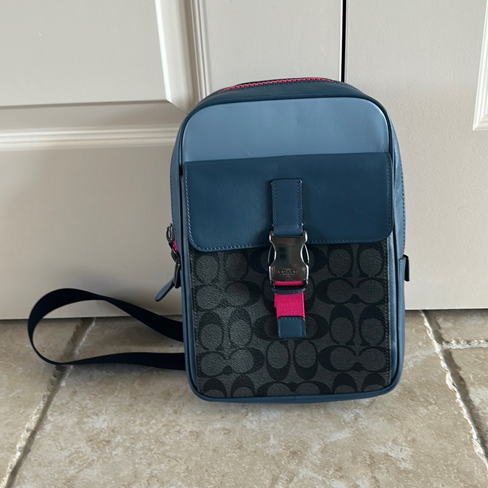 Coach Cross Body Bag, unisex